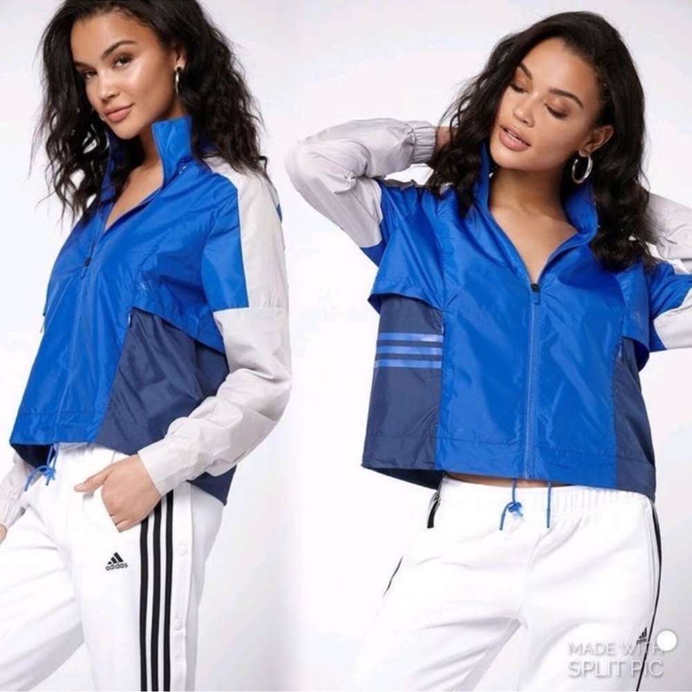 Adidas 3-Stripes Lightweight Cropped Windbreaker Jacket in Blue/Light Grey